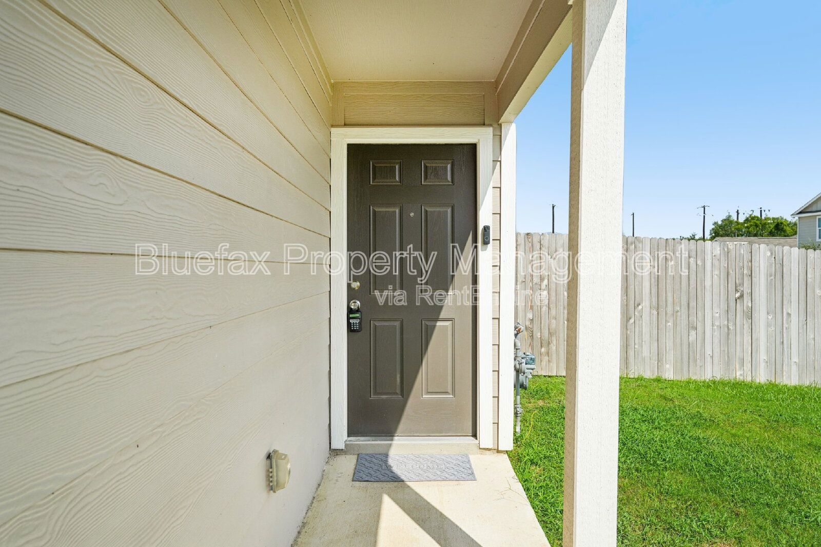 Cute as a Button 3 Bedroom Home on a Large Corner Lot! property image