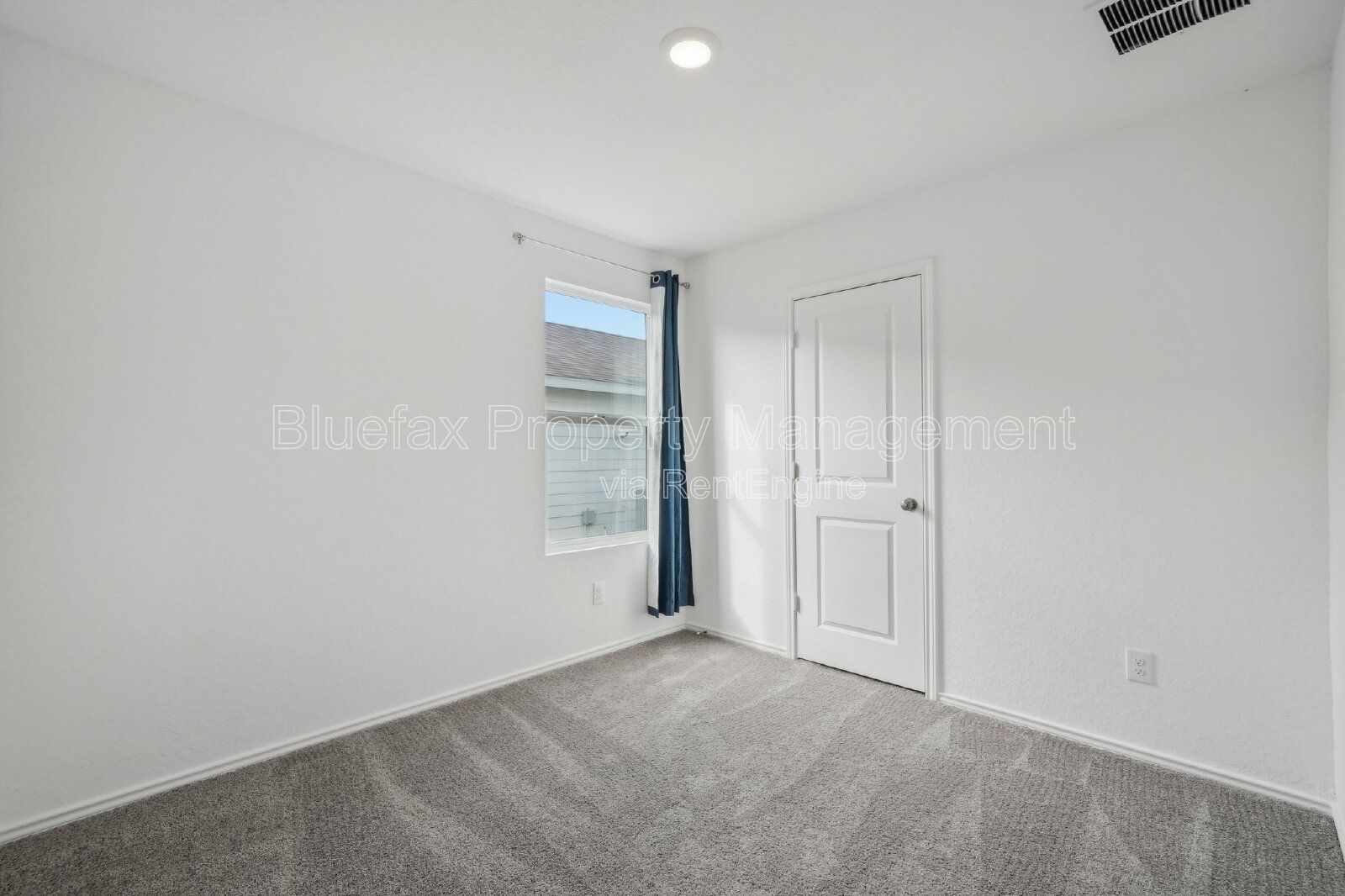 Cozy 3 Bedroom 2 Bath Home with Amazing Amenity Center property image