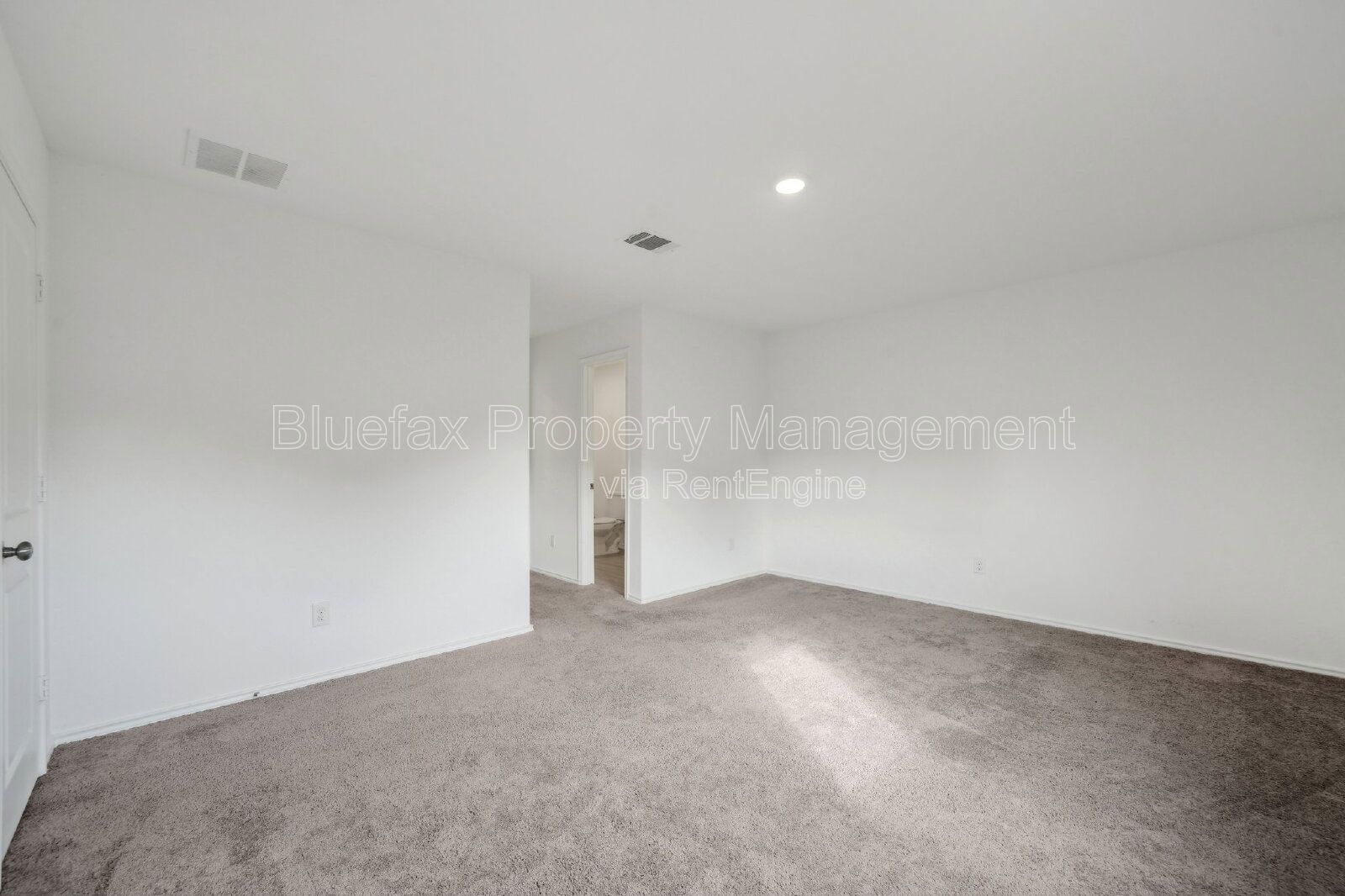 Cozy 3 Bedroom 2 Bath Home with Amazing Amenity Center property image