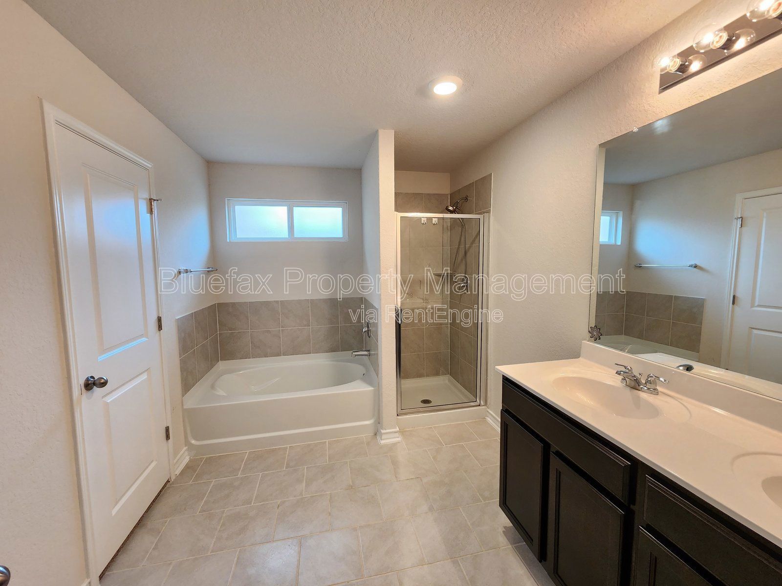 Solar Panels! A Beautiful single-story house at Valley Ranch with Smart Home features and Granite Counter Tops! property image