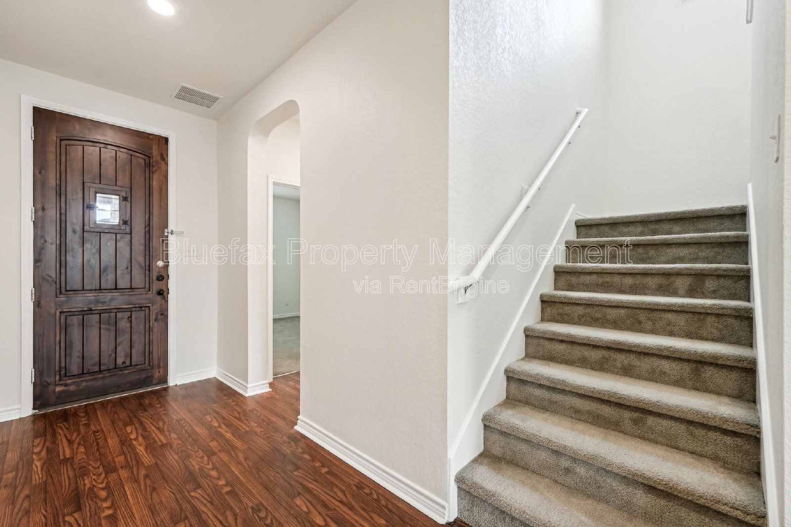 Spectacular 4 Bedroom 3 Bath Home in Converse, TX! Easy Access to IH-10, Fort Sam, and Randolph AFB. property image