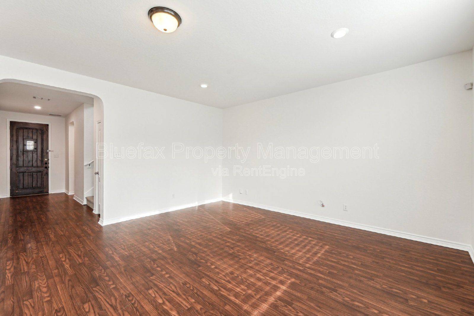 Spectacular 4 Bedroom 3 Bath Home in Converse, TX! Easy Access to IH-10, Fort Sam, and Randolph AFB. property image