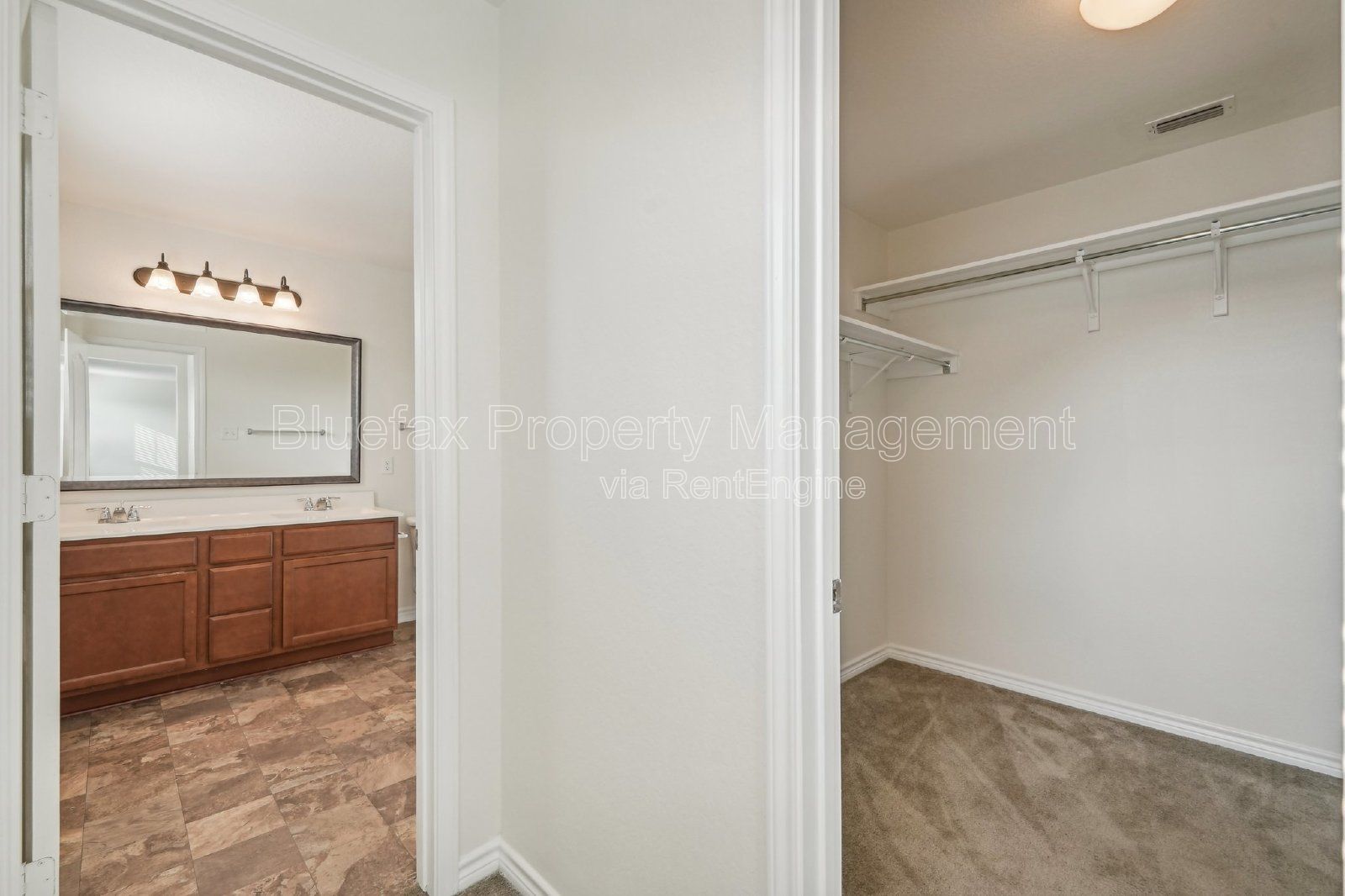 Spectacular 4 Bedroom 3 Bath Home in Converse, TX! Easy Access to IH-10, Fort Sam, and Randolph AFB. property image