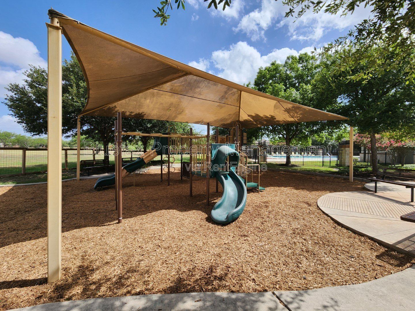 Spectacular 4 Bedroom 3 Bath Home in Converse, TX! Easy Access to IH-10, Fort Sam, and Randolph AFB. property image