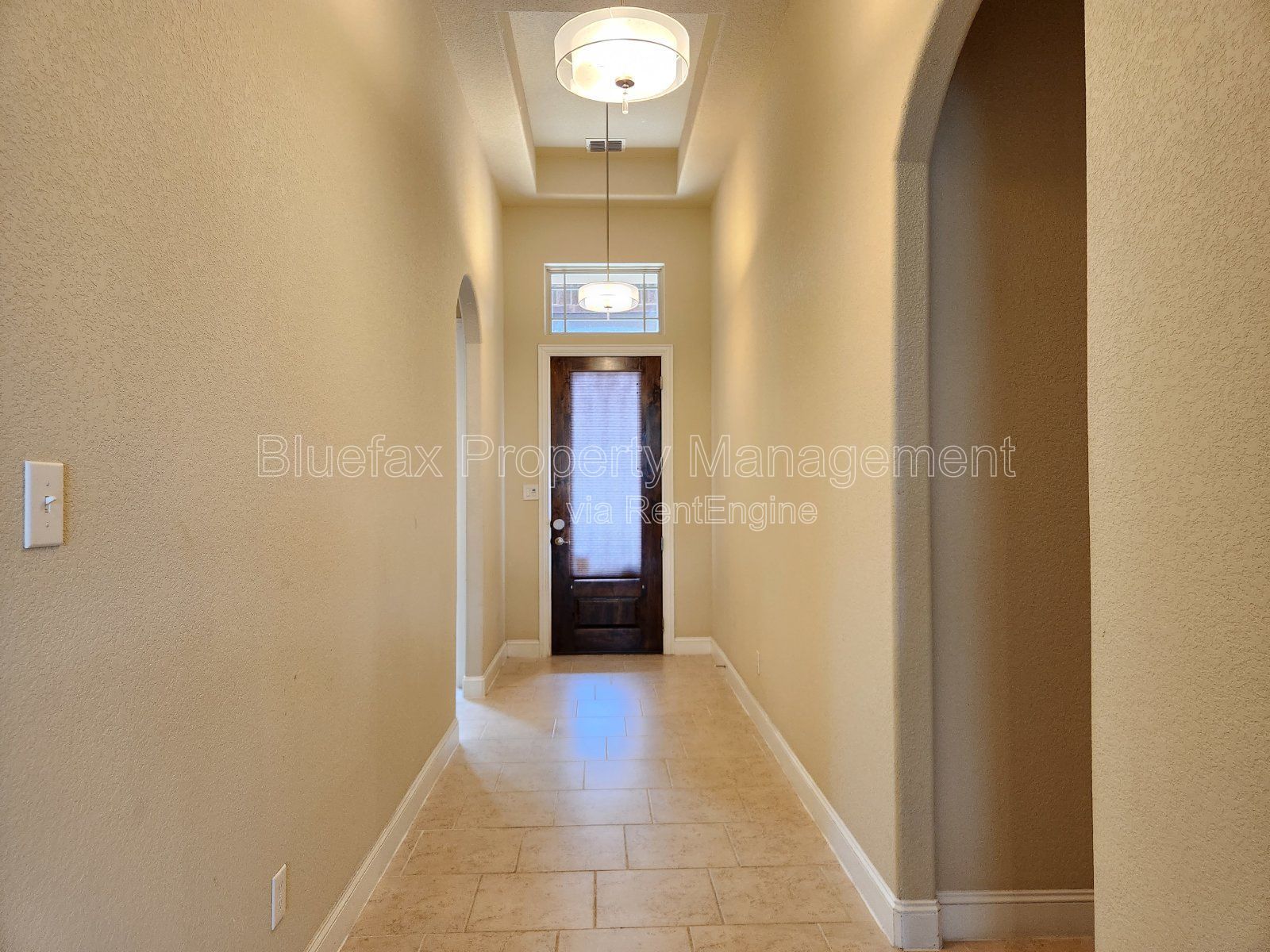 4 Bedroom Home with 3 Car Garage and Oversized Yard in a Gated Community - Alamo Ranch - Close to Shopping / Dining property image