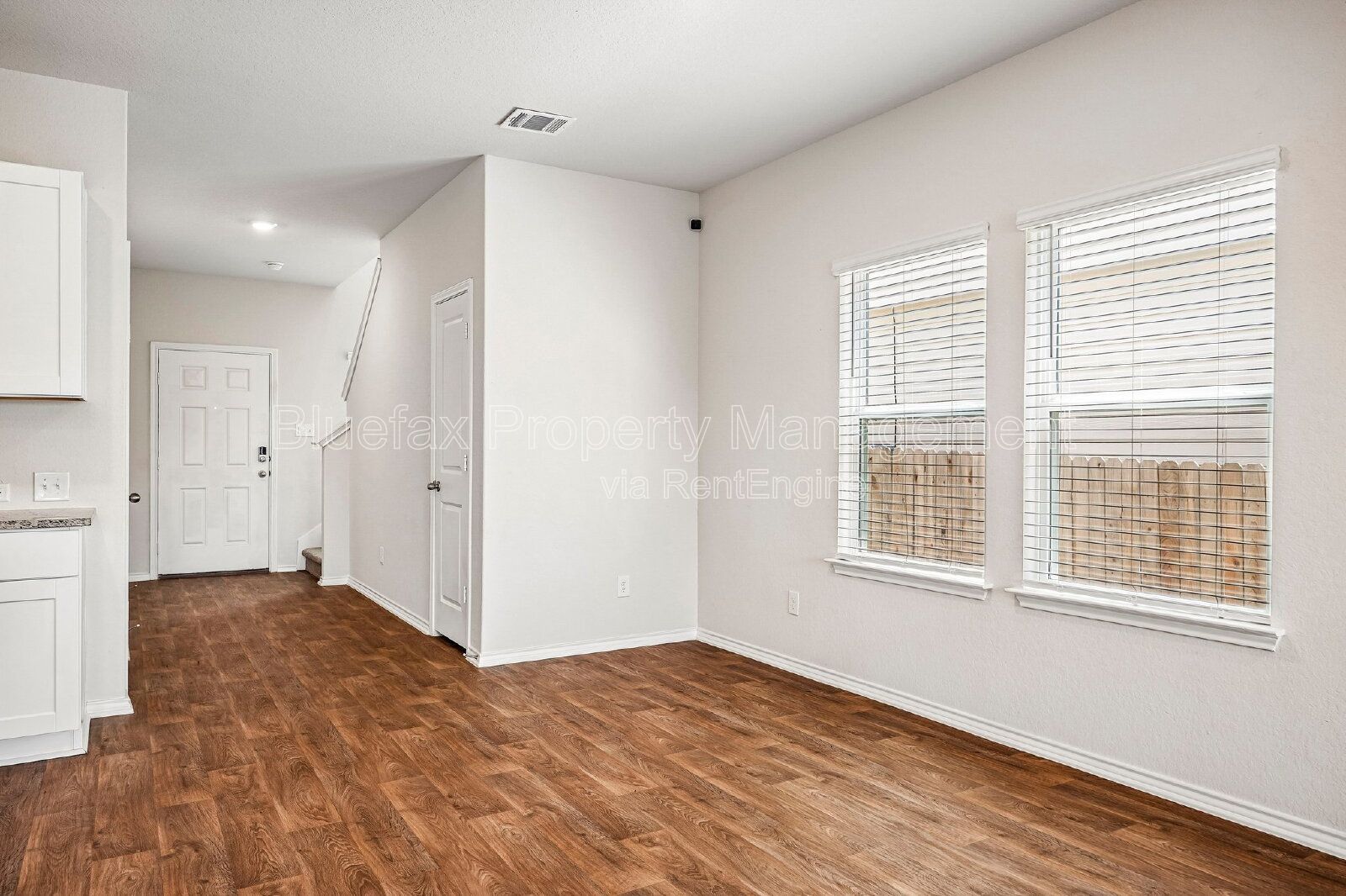 5 Bedrooms with 2 Amazing Amenity Centers! Refrigerator Included. property image