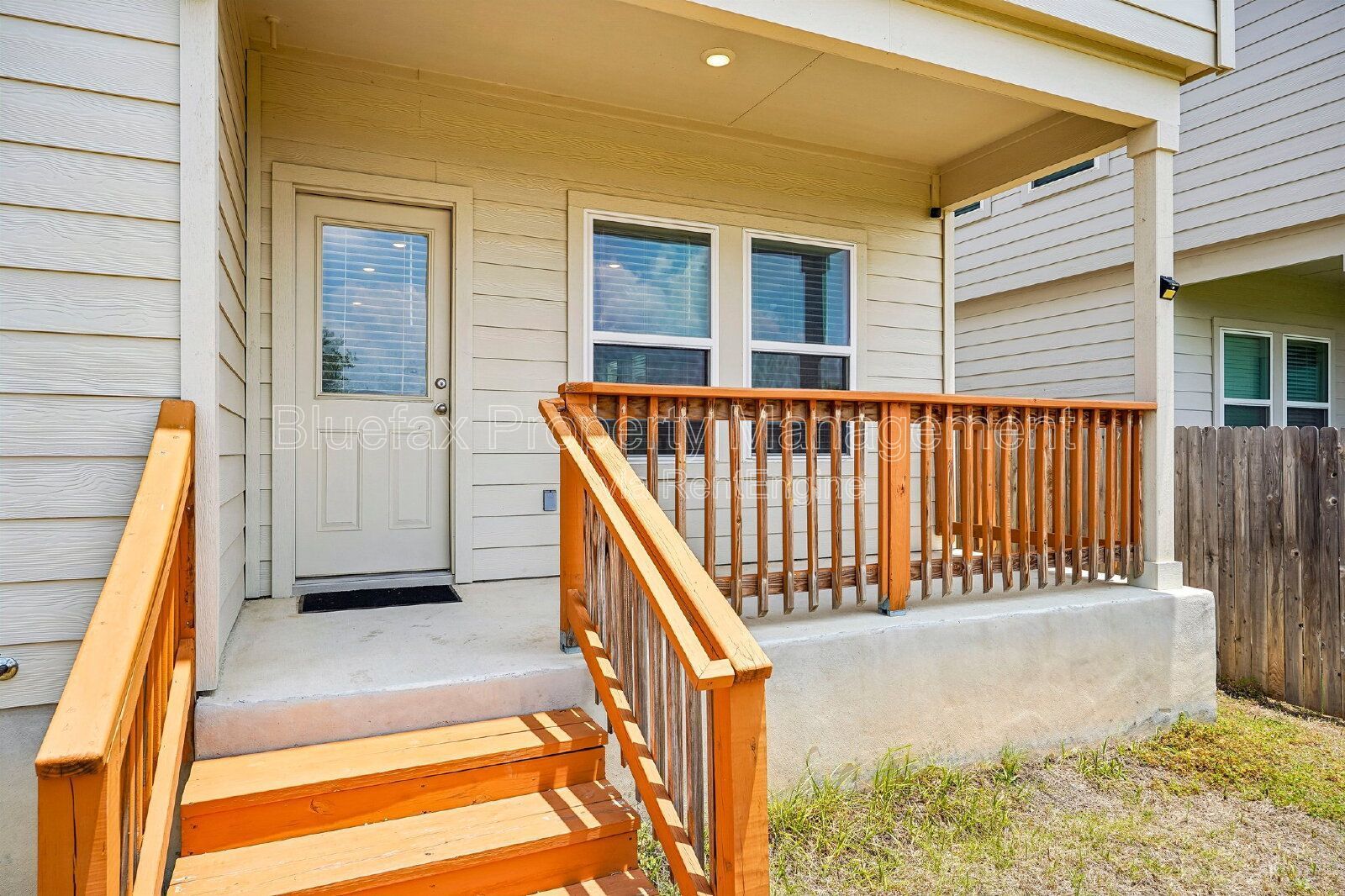 5 Bedrooms with 2 Amazing Amenity Centers! Refrigerator Included. property image