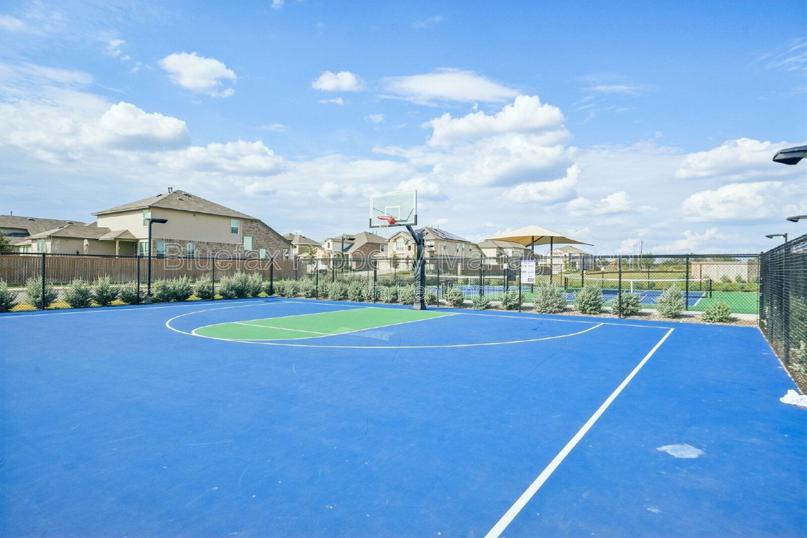 5 Bedrooms with 2 Amazing Amenity Centers! Refrigerator Included. property image