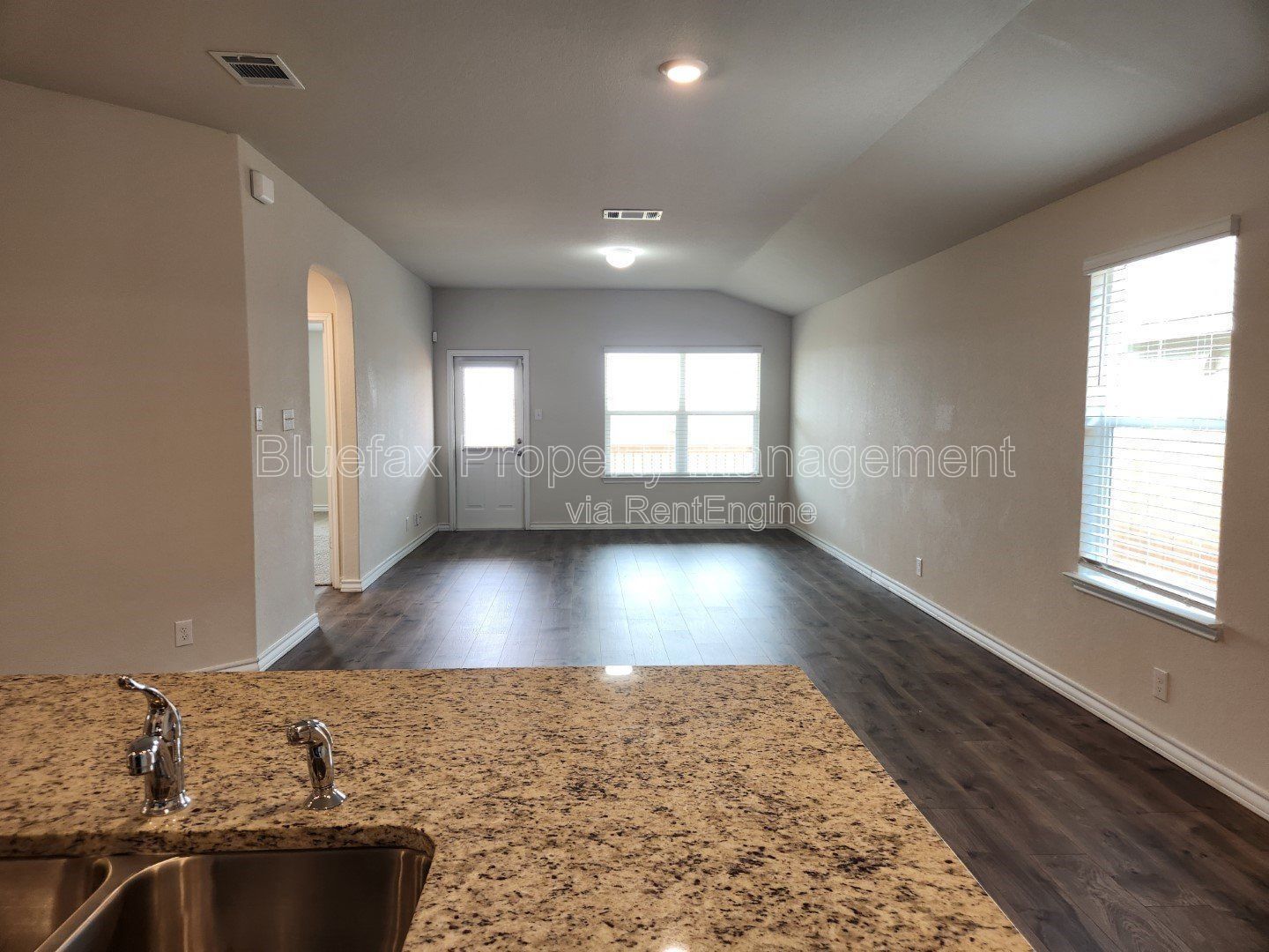 Beautiful One Story 4 Bedroom Home with GREAT AMENITY CENTER. Easy Access to Hwy 90 / Minutes to Lackland AFB . property image
