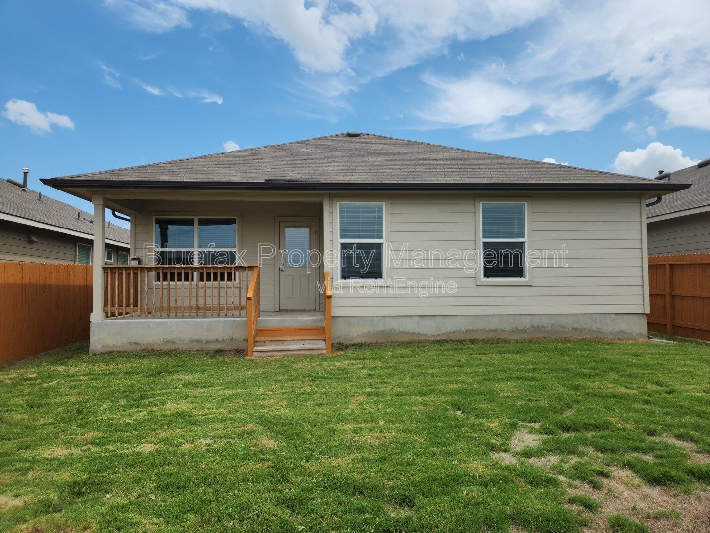 Beautiful One Story 4 Bedroom Home with GREAT AMENITY CENTER. Easy Access to Hwy 90 / Minutes to Lackland AFB . property image