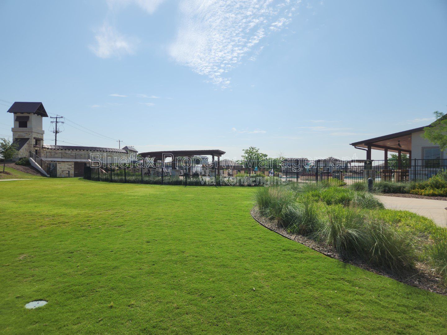 Beautiful One Story 4 Bedroom Home with GREAT AMENITY CENTER. Easy Access to Hwy 90 / Minutes to Lackland AFB . property image