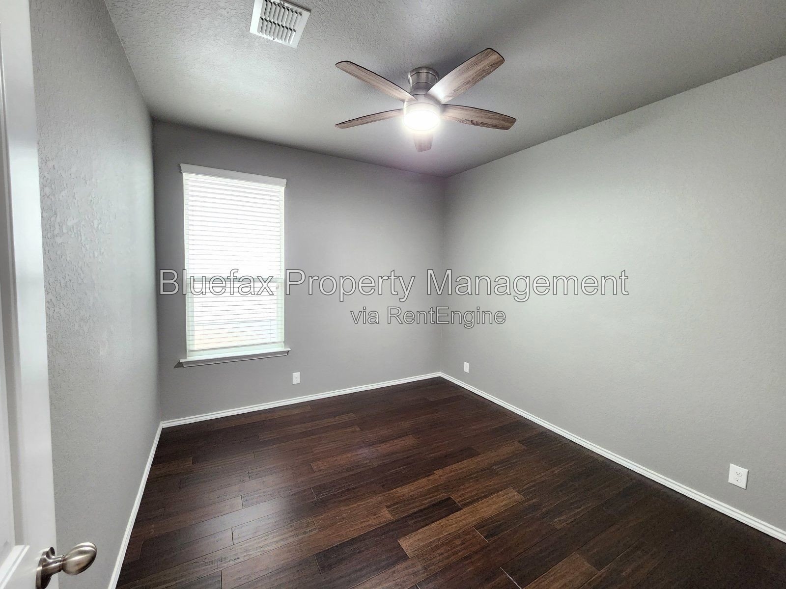 Wonderul 4 BR One Story Home at Redbird Ranch with All Tile / Wood Flooring! property image