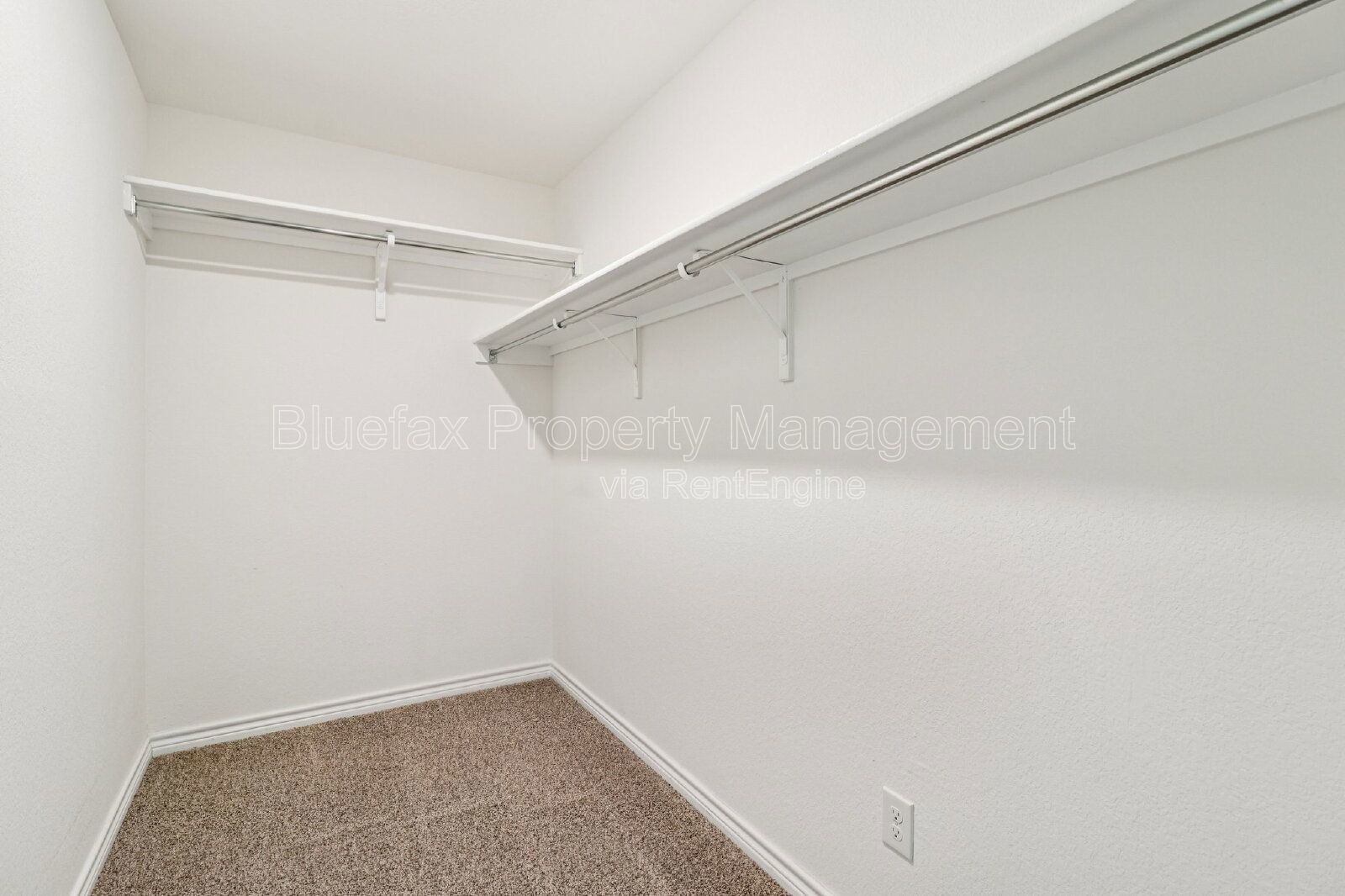 Nicely Upgraded 3 Bedroom Home with Office Located in Texas Research Park. Includes All Appliances! property image