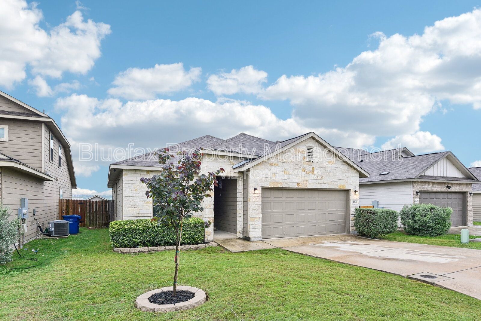 Welcome to stunning 4/3/2 home in the sought after Summerhill neighborhood. property image