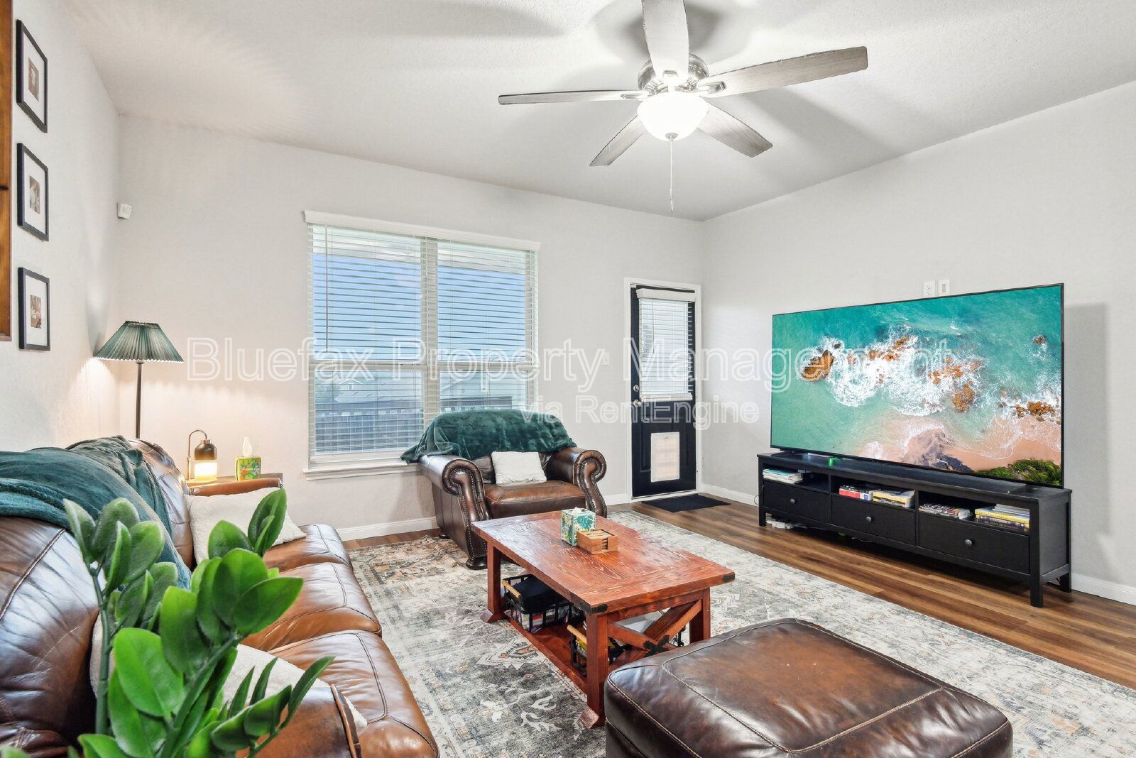 Welcome to stunning 4/3/2 home in the sought after Summerhill neighborhood. property image