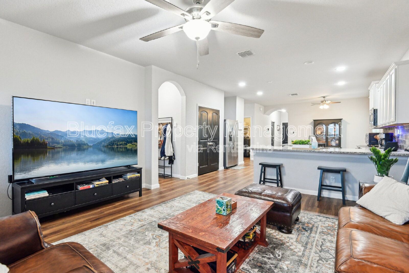 Welcome to stunning 4/3/2 home in the sought after Summerhill neighborhood. property image