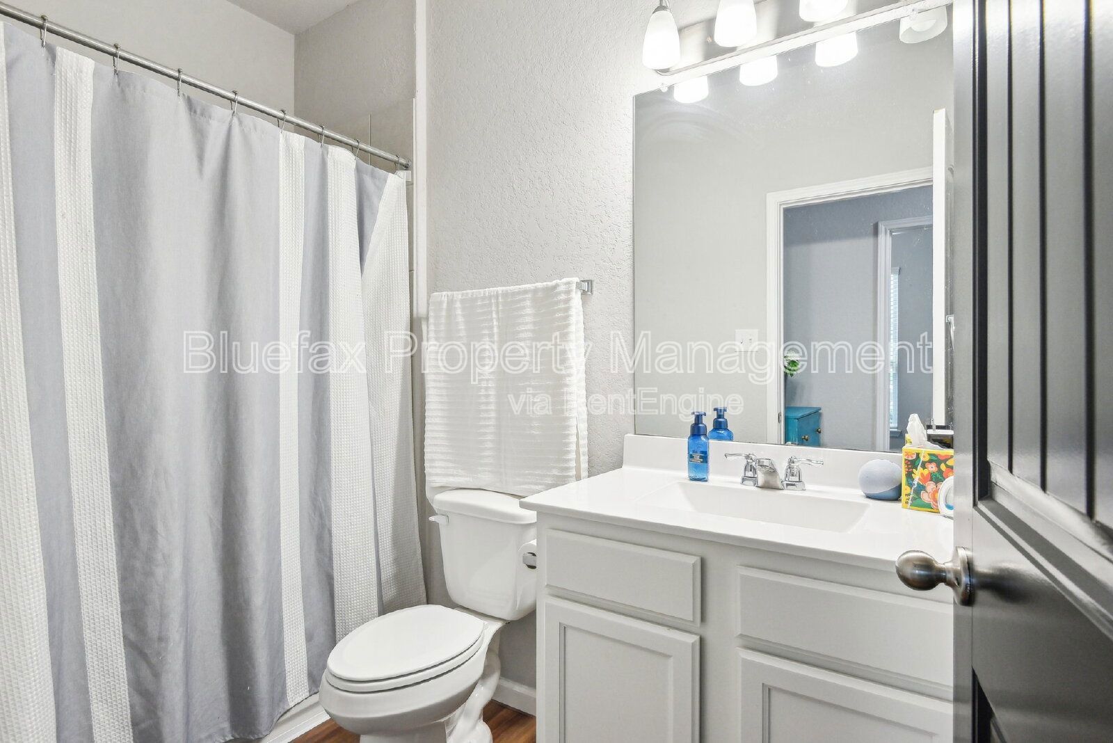 Welcome to stunning 4/3/2 home in the sought after Summerhill neighborhood. property image