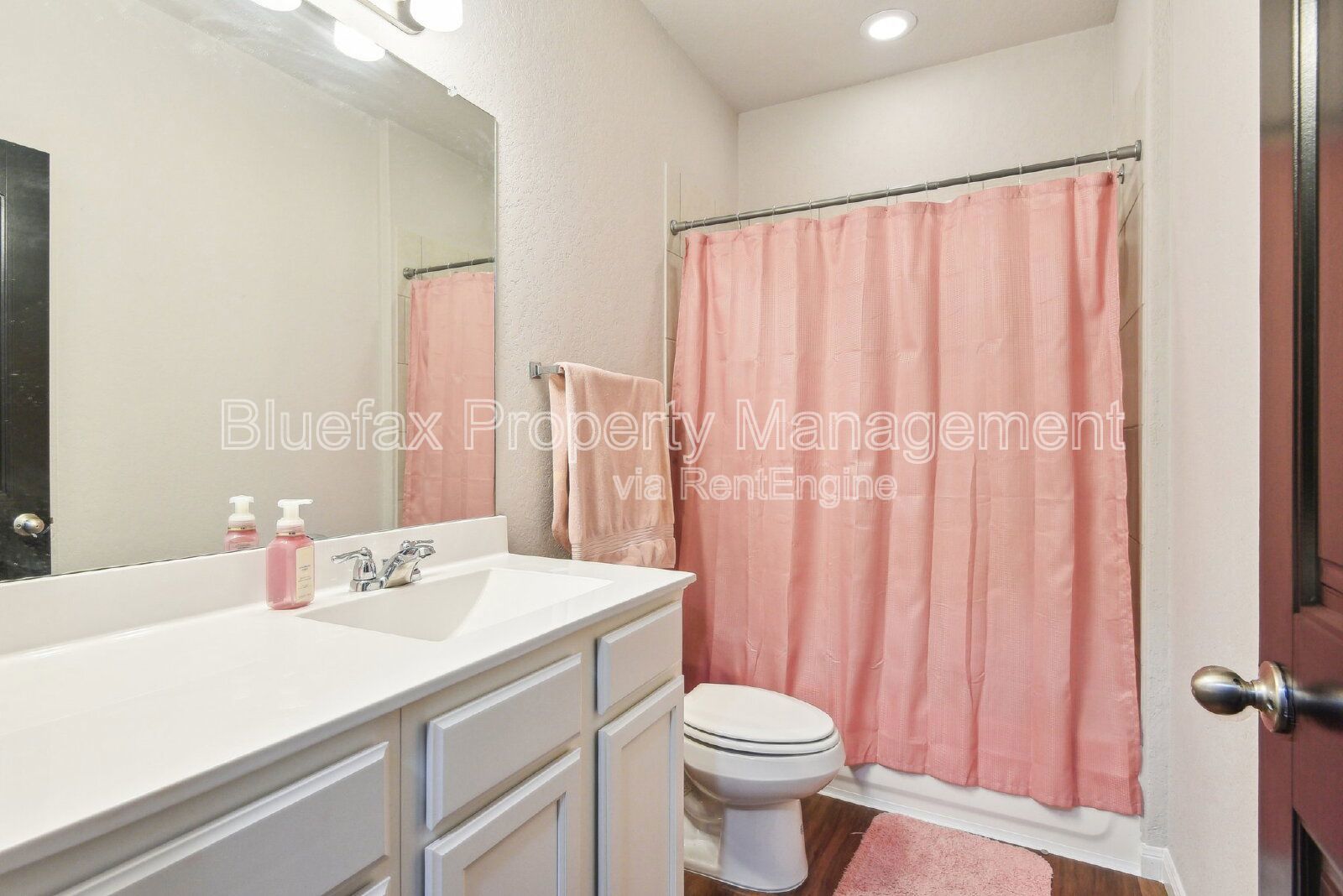 Welcome to stunning 4/3/2 home in the sought after Summerhill neighborhood. property image