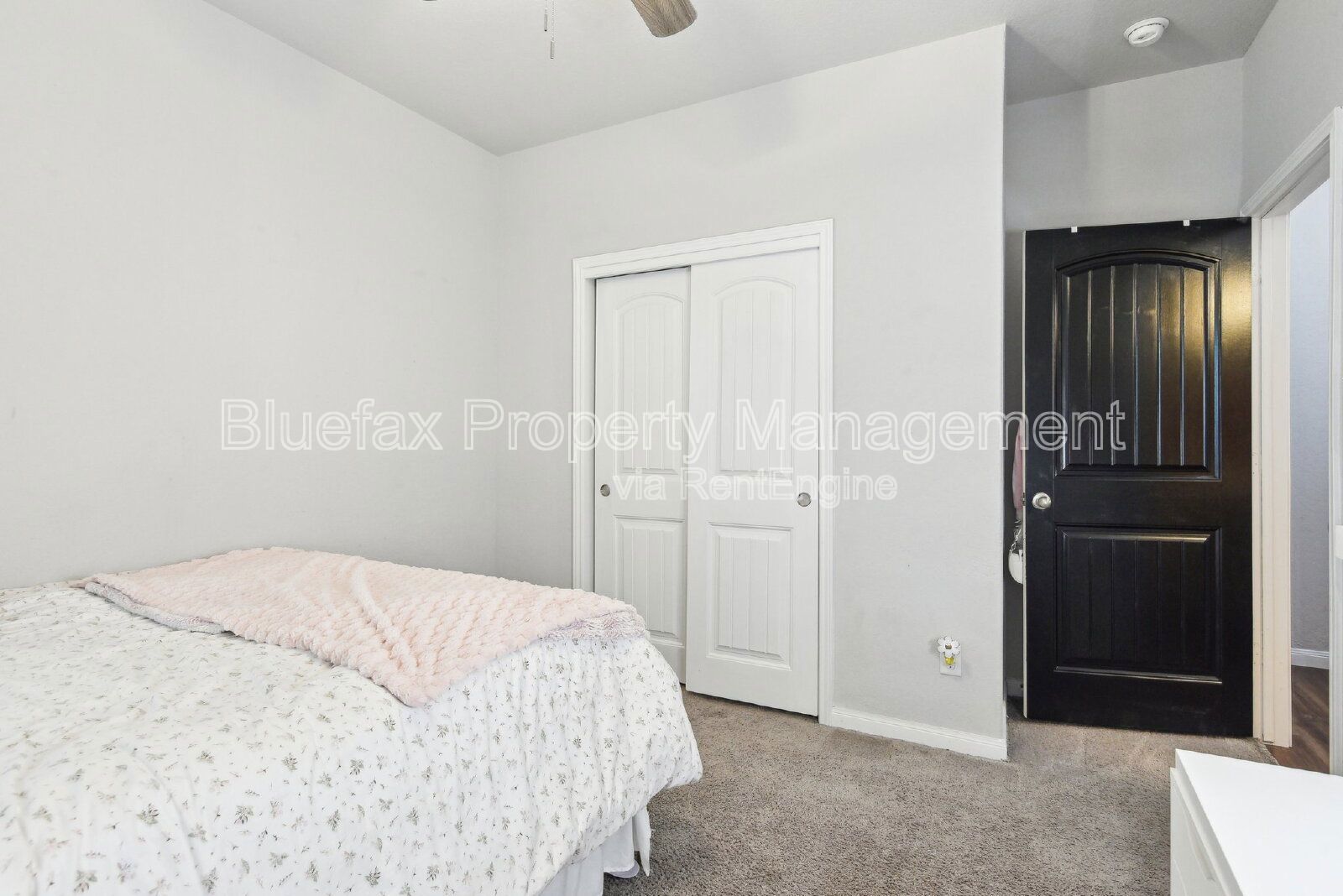 Welcome to stunning 4/3/2 home in the sought after Summerhill neighborhood. property image