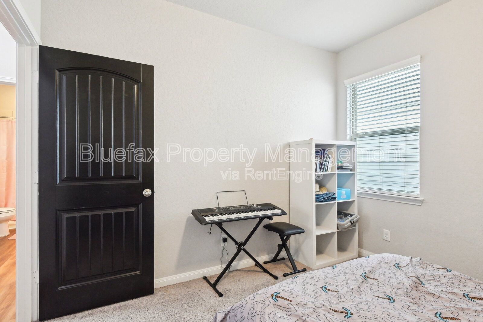 Welcome to stunning 4/3/2 home in the sought after Summerhill neighborhood. property image