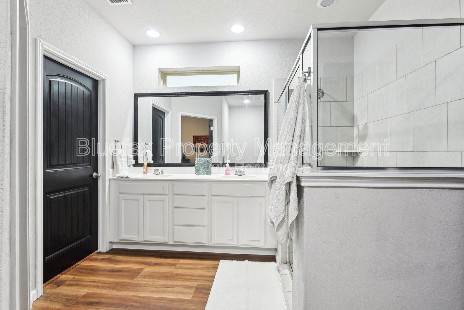 Welcome to stunning 4/3/2 home in the sought after Summerhill neighborhood. property image