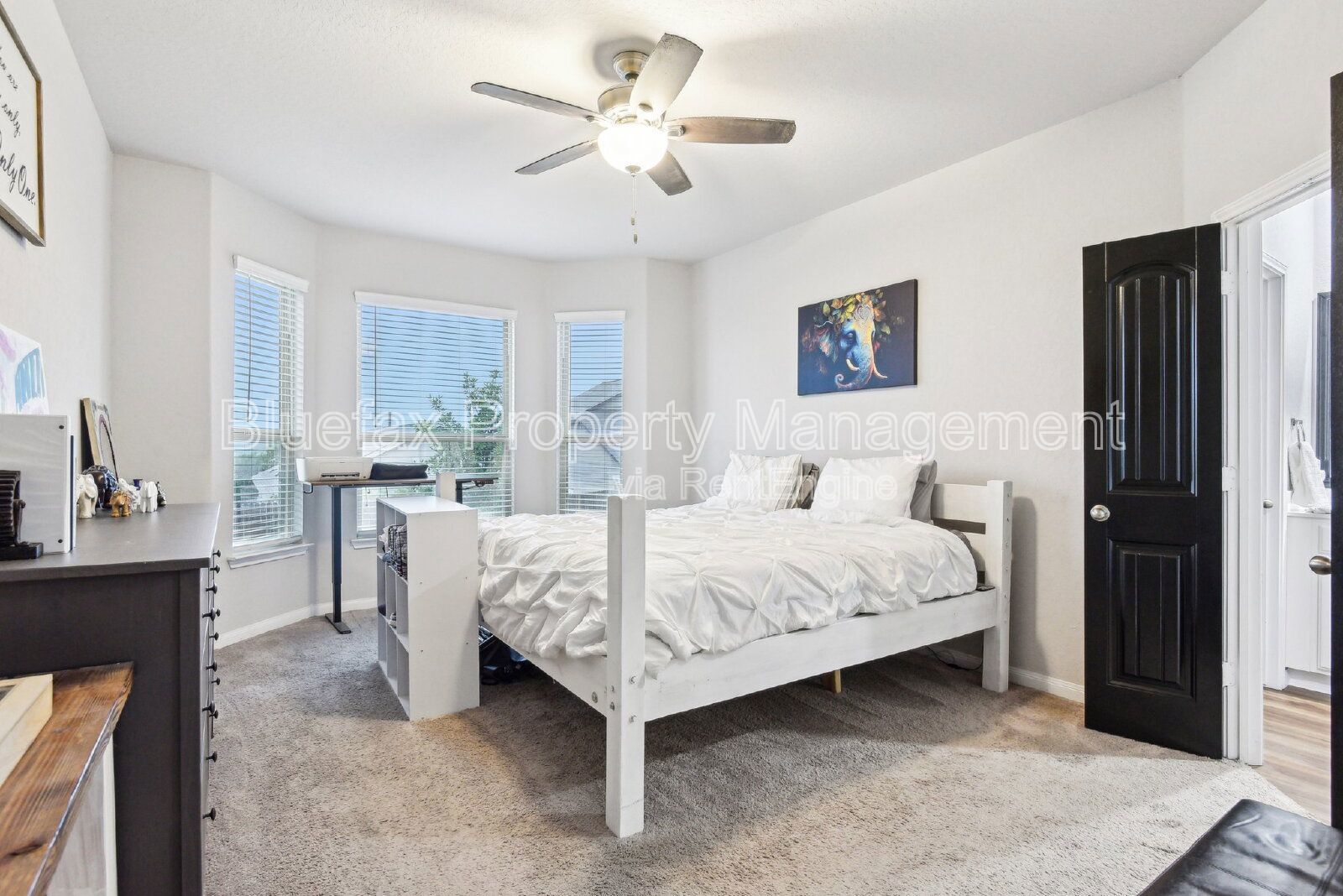 Welcome to stunning 4/3/2 home in the sought after Summerhill neighborhood. property image