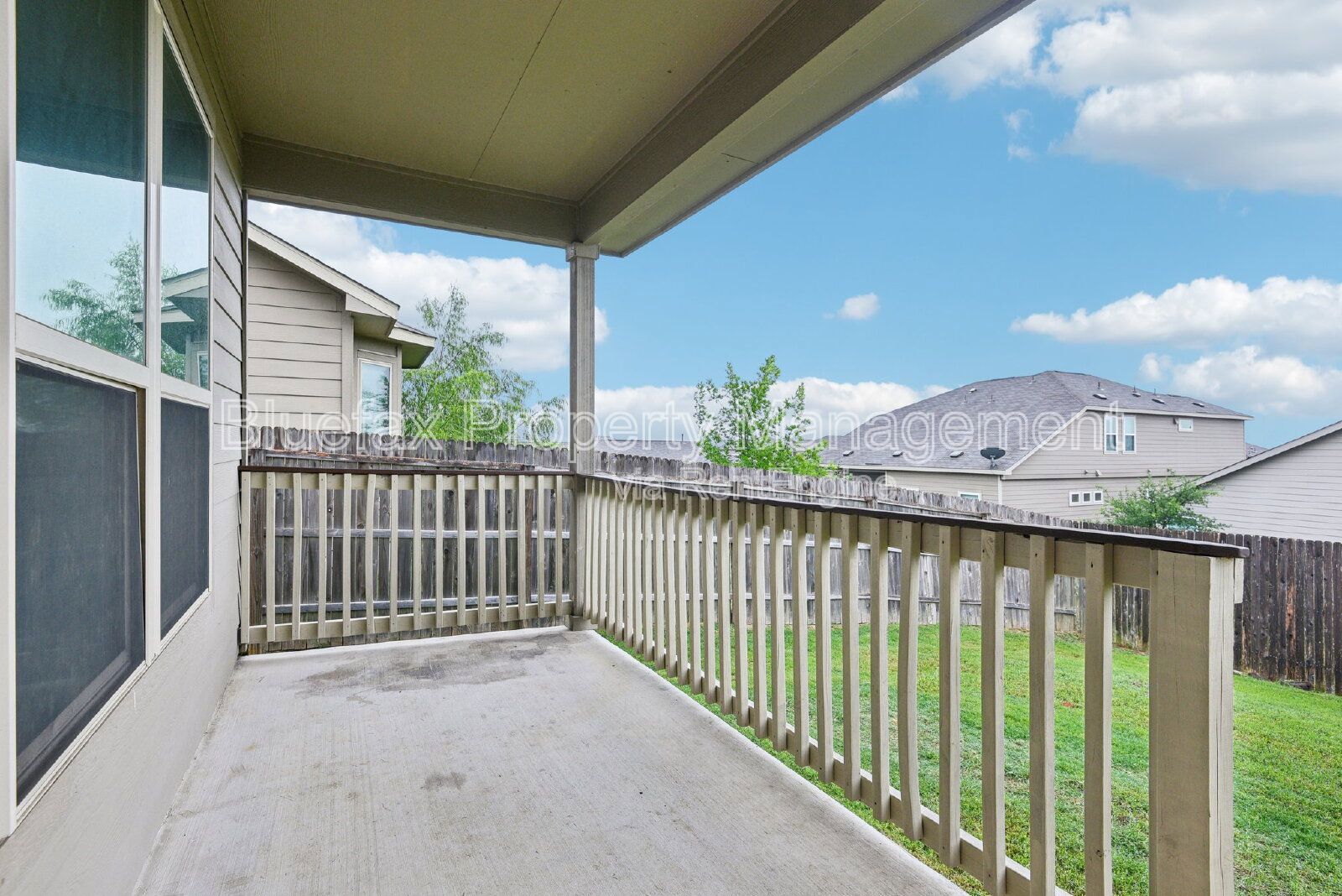 Welcome to stunning 4/3/2 home in the sought after Summerhill neighborhood. property image