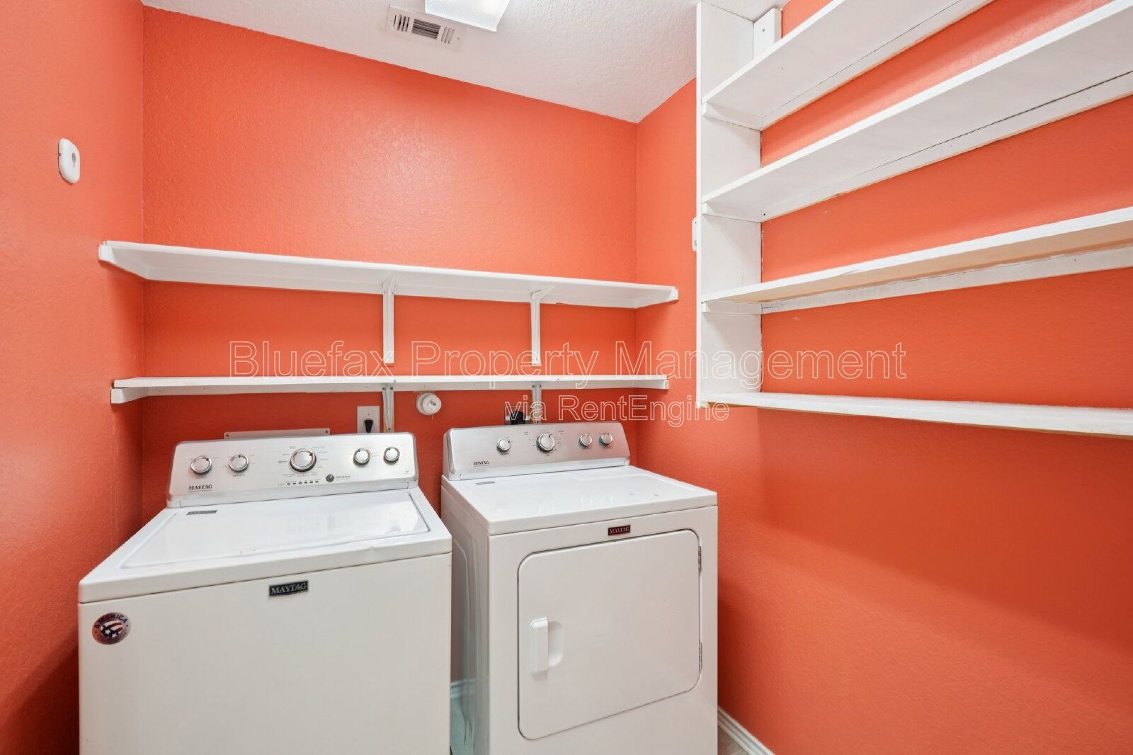 1 Story Home with Beautiful Custom Decks and Amazing HOA Amenity Center property image