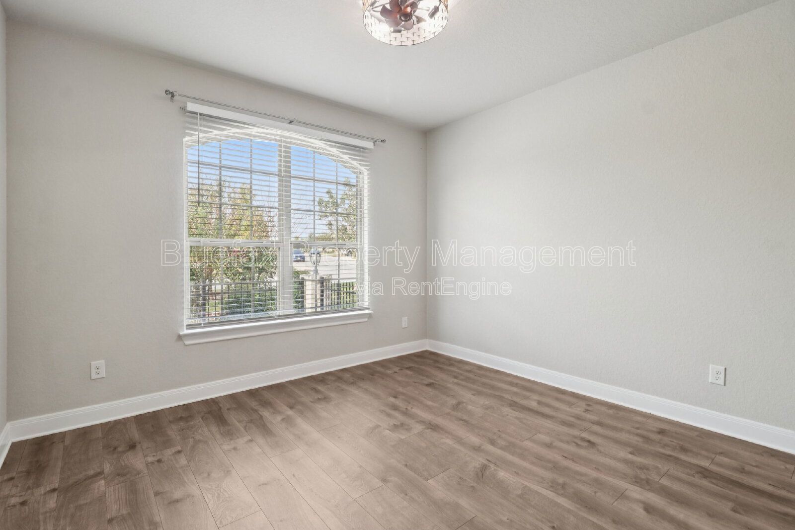 55+ Community - Gorgeous 1 Story Home with all of the right upgrades in a gated 55+ community. property image