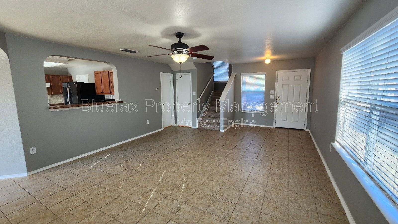 Day Sleeper Friendly 3 Bedroom Home with Easy access to Hwy 90, Loop 1604 & Lackland AFB. property image