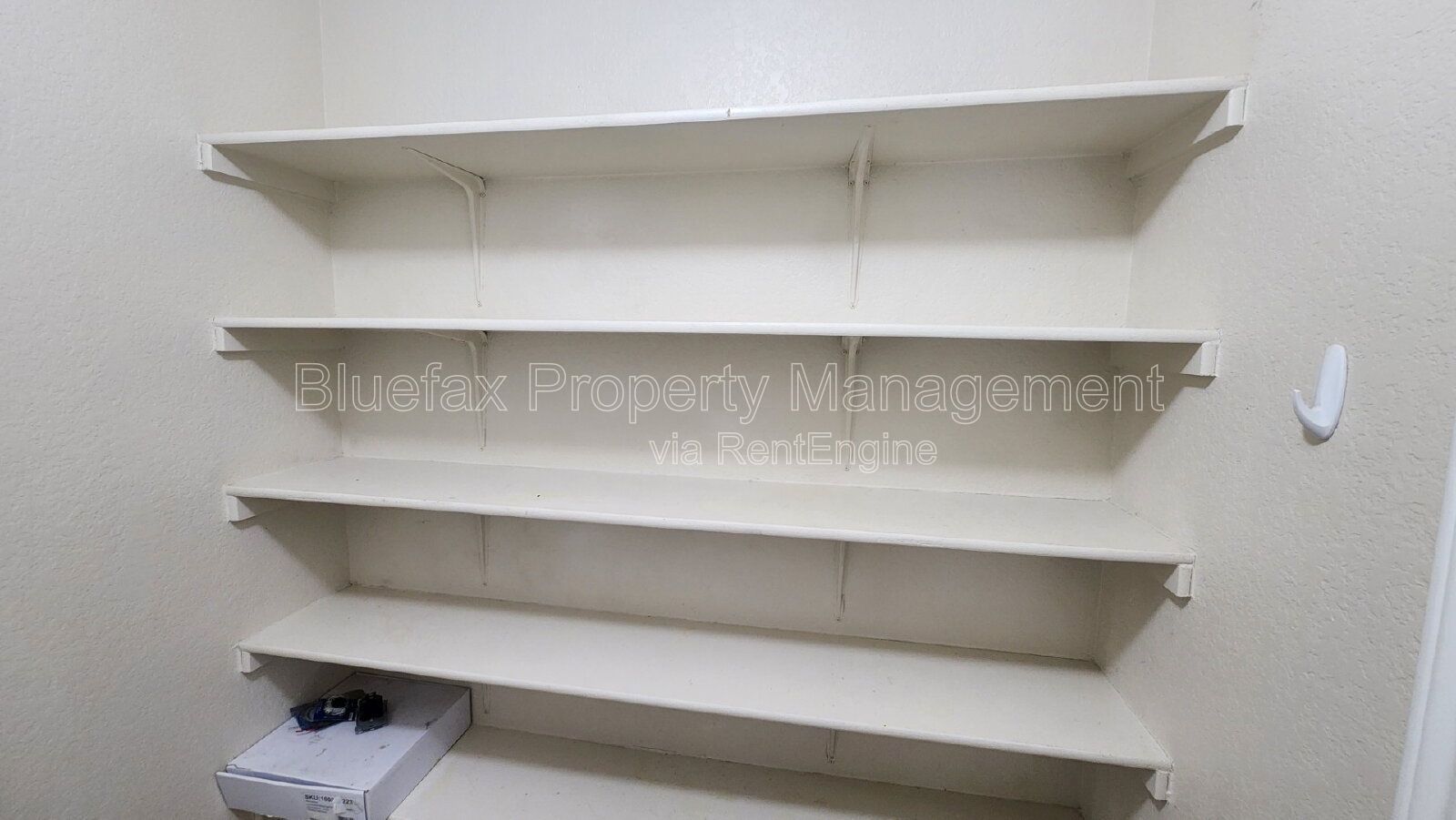 Day Sleeper Friendly 3 Bedroom Home with Easy access to Hwy 90, Loop 1604 & Lackland AFB. property image