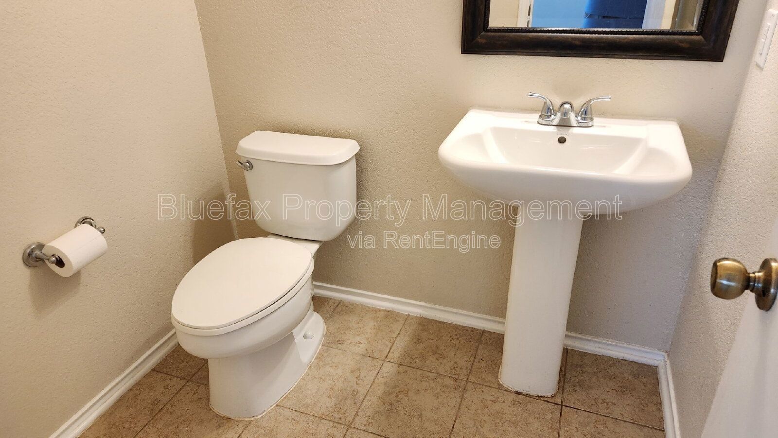 Day Sleeper Friendly 3 Bedroom Home with Easy access to Hwy 90, Loop 1604 & Lackland AFB. property image